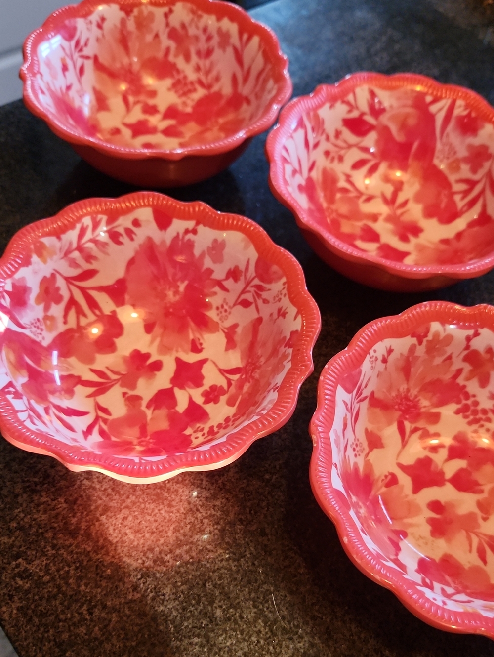 The Pioneer Woman Coral Floral Scalloped Serving Bowls - Set of 4